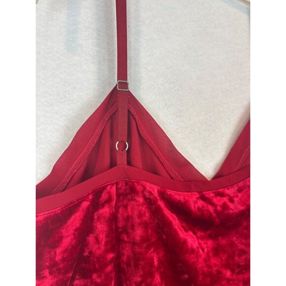Soma Red Velvet Camisole Tank Top XL Adjustable Straps Soft Stretchy - Picture 8 of 9